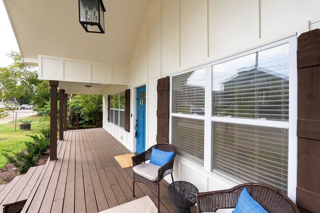 Photo - 1110 Stainback Ave