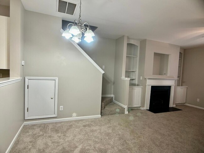 Photo - 157 Woodson Dr