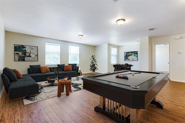 Photo - 6104 St James Pl