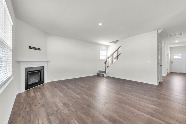 Photo - Modern 4BR Home with Loft & 2.5 Baths in W...