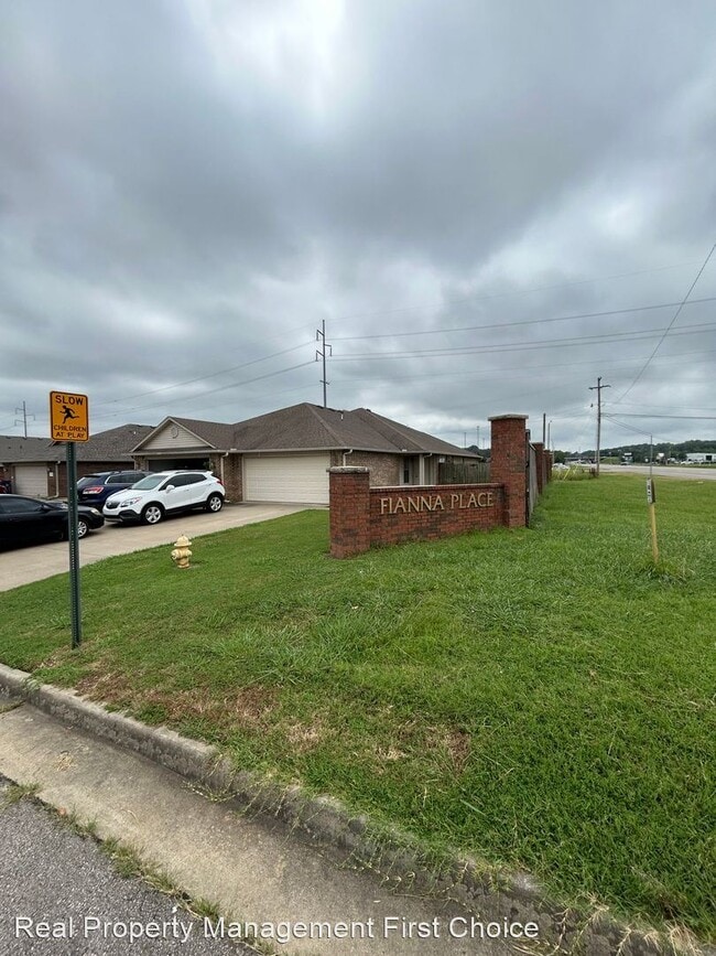 Photo - 3 br, 2 bath House - 1200 Fianna Place Court