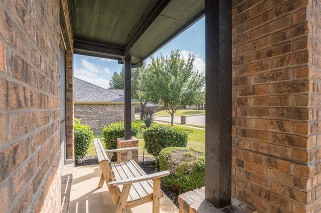 Photo - 734 Brazos Way