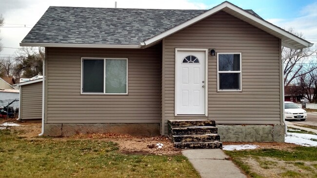 500 Osborne Ave