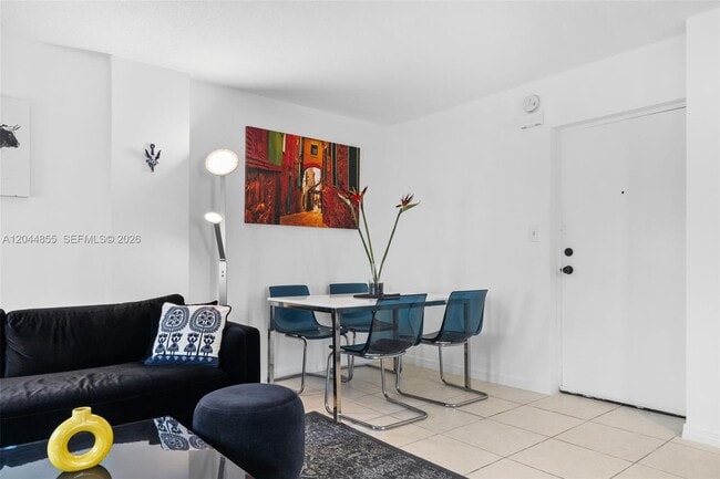 Photo - 801 S Ocean Dr Unit 207
