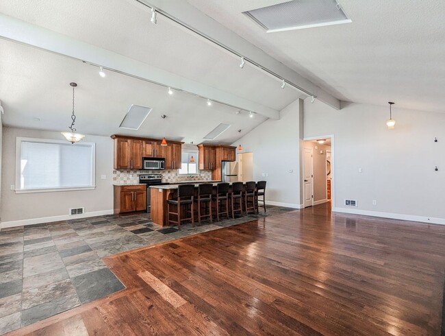 Photo - Charming 3 bed, 2 bath Lake Goodwin rambler!