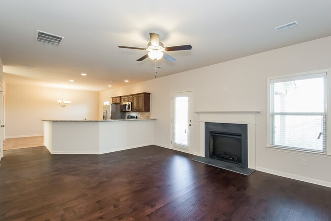 Photo - 3219 Puritan Way