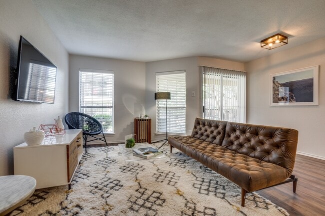 Photo - Tenison at White Rock