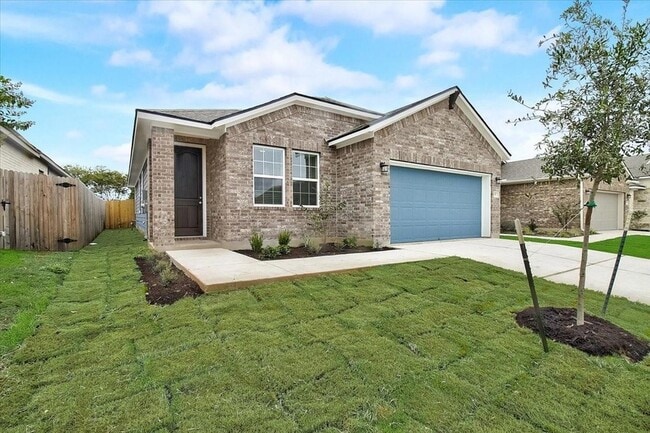 Building Photo - 117 Lacey Oak Lp