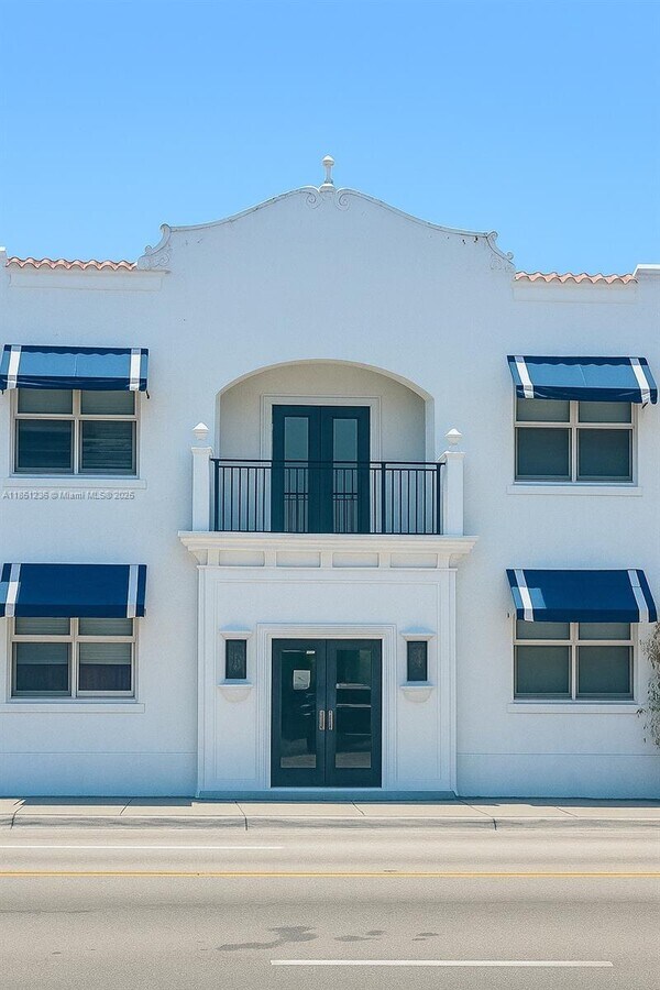 Photo - 402 NW 12th Ave Unit 208