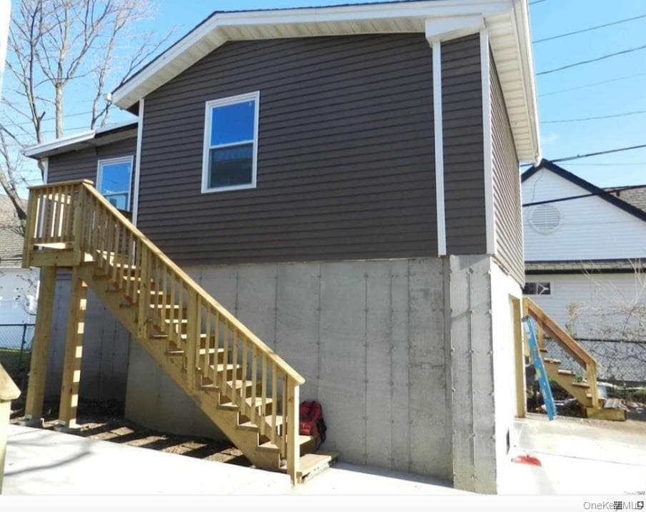 Photo - 215 Quebec Rd