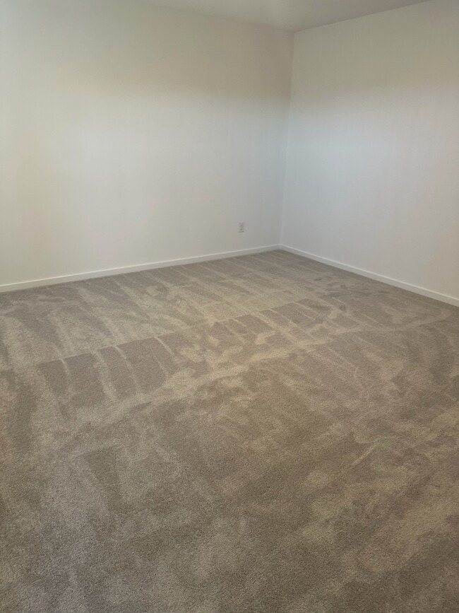 Photo - 4033 Equestrian Dr