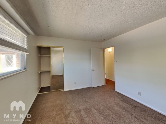 Photo - 2910 Apollo Way