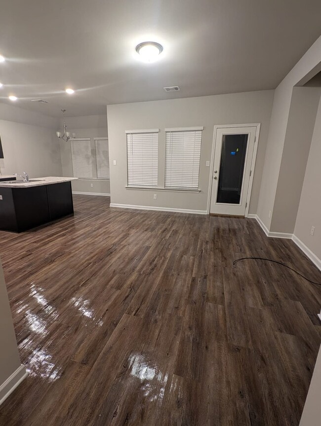 Photo - 28470 Evangeline Ln