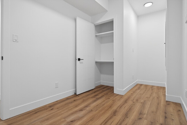 Photo - 4603-BSM21 21 Ave NW Unit 2