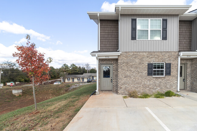 Photo - 936 Warrior Hill Dr Townhome