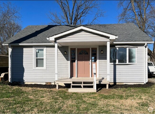 Building Photo - 1613 Kehoe Ln Rental