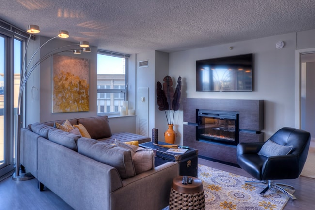 Photo - 544 N State St Rental