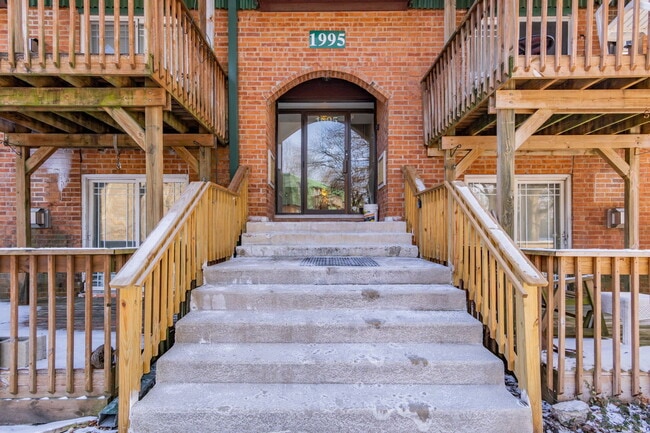 Photo - 1995 Tall Oaks Dr Unit 3B