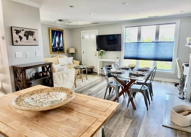 Photo - 166 Quincy Shore Dr