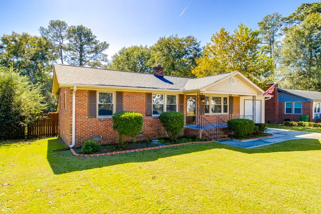 Photo - 7712 Burdell Dr