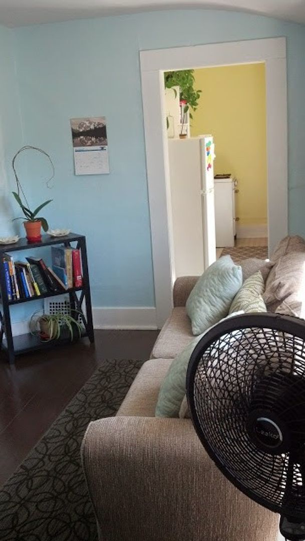 Kerr Properties LLC, 1310 Grant Street Unidad 201 Rental Bellingham