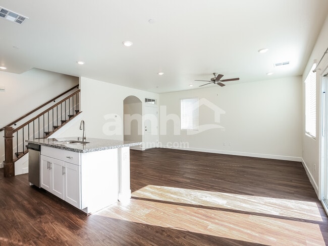 Photo - 317 Cape Seville Pl