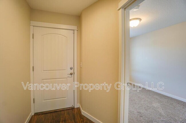 Photo - 5008 NE 28th Ave