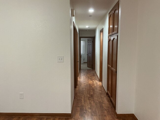 Photo - Los Caballeros #325 Unidad 325A