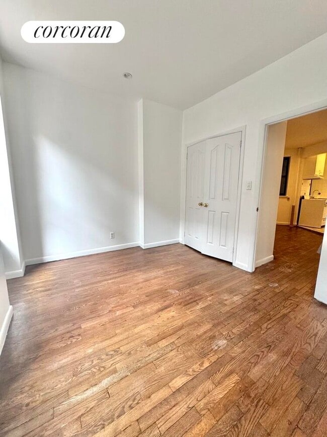 Photo - 509 E 81st St