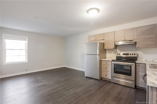 Photo - 49 Taylor Ave