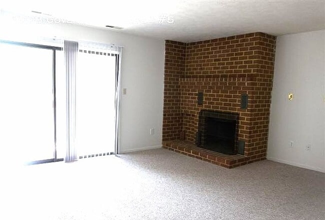 Photo - 2 bedroom/ 2 full bathroom- Governor's Square Unidad 5