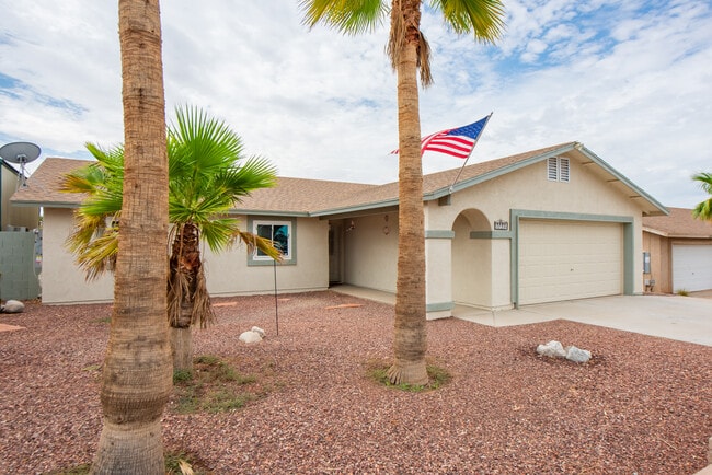 Photo - 11239 E 27th Pl