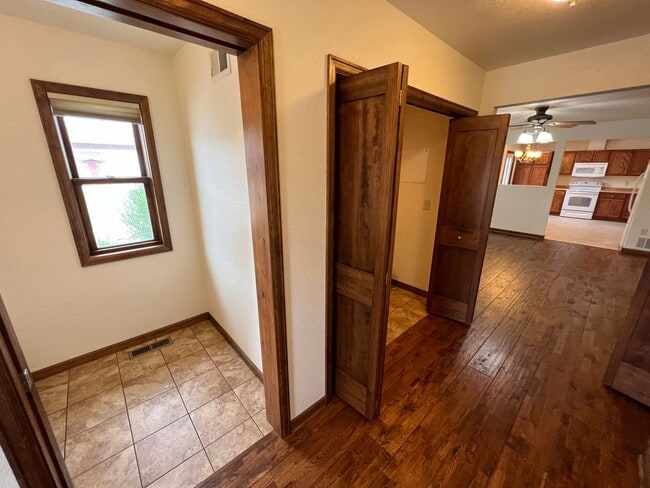 Photo - 409 S Broadway Ave Unidad 406