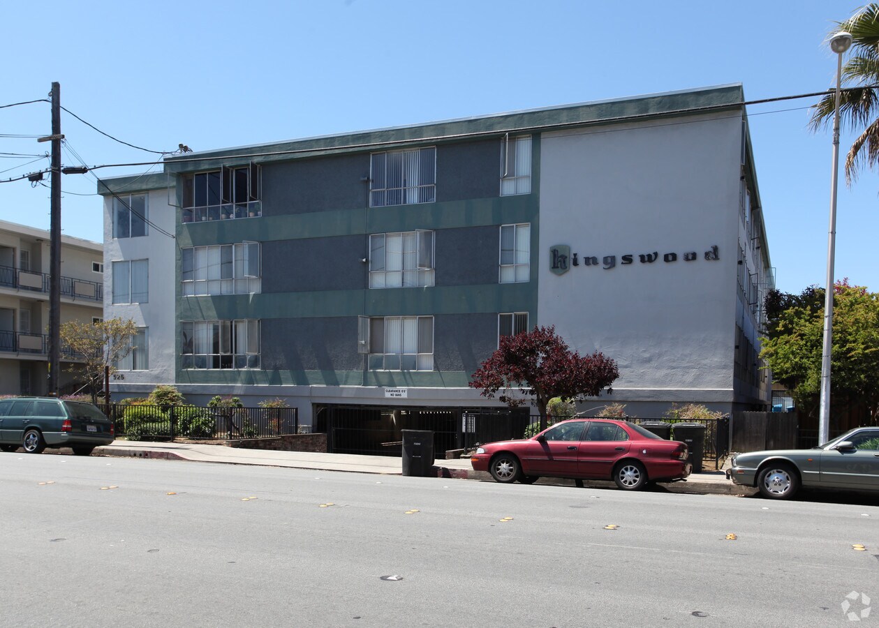 Kingswood - Kingswood