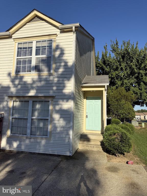 Building Photo - 46361 Columbus Dr Rental