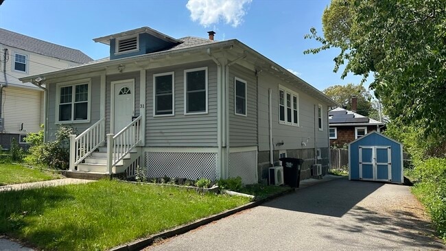 Building Photo - 31 Acton St