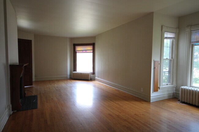Photo - 711 Wheaton Ave