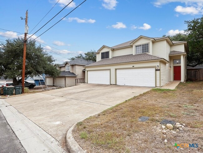 Photo - 825 Sagewood Trail