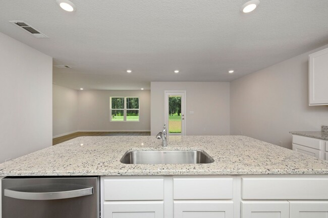 Home in Redstone Commons - Home in Redstone Commons