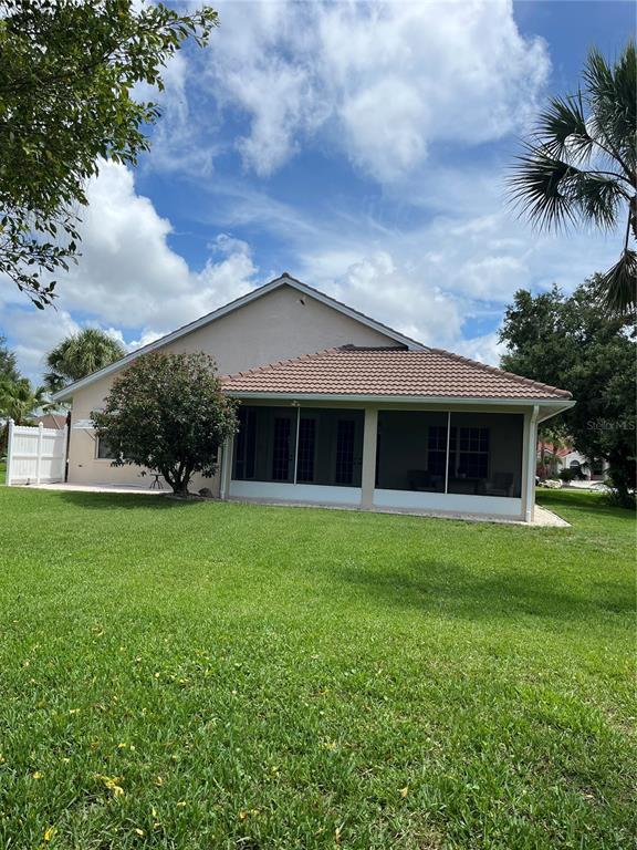 Photo - 174 Grand Oak Cir