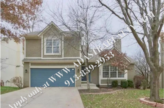 Beautiful 4 Bed 3 Bath Home in Olathe-Avai... - Beautiful 4 Bed 3 Bath Home in Olathe-Avai...