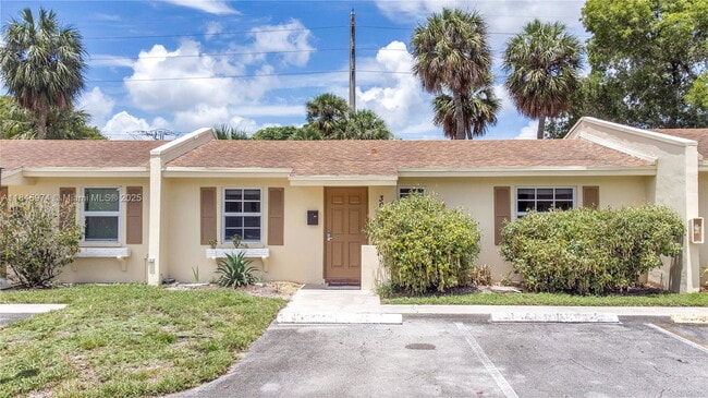 Building Photo - 3034 NW 69th Ct Rental