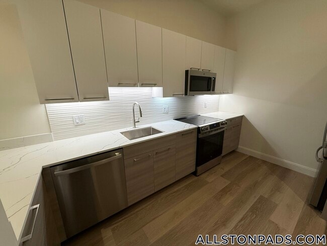 Photo - 1079 Commonwealth Ave Unit 247