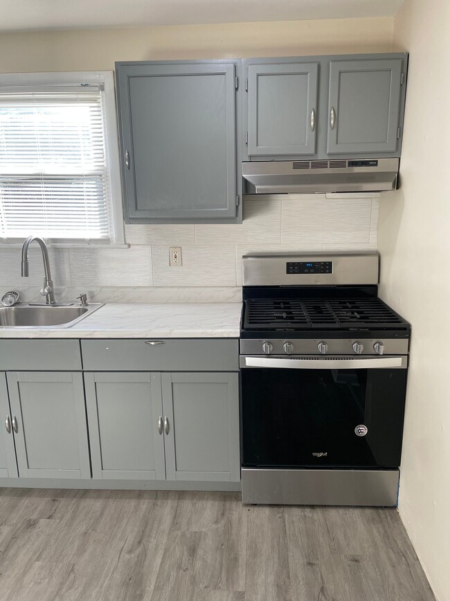 5515 Summerfield Ave Unit 2