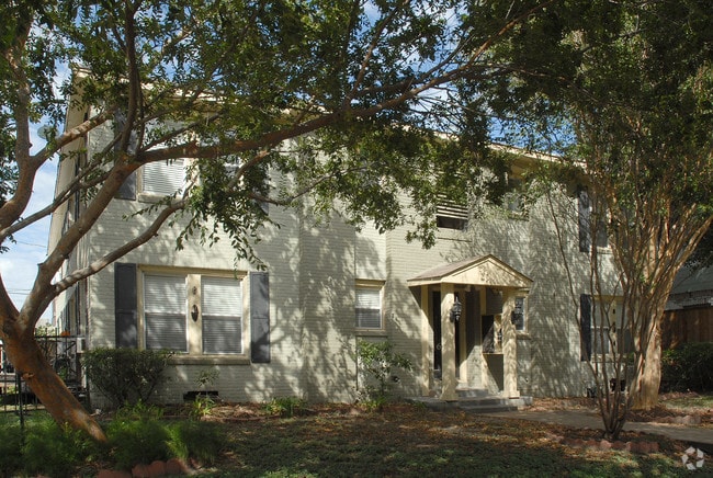 Building Photo - 1660 Hawthorne St Rental