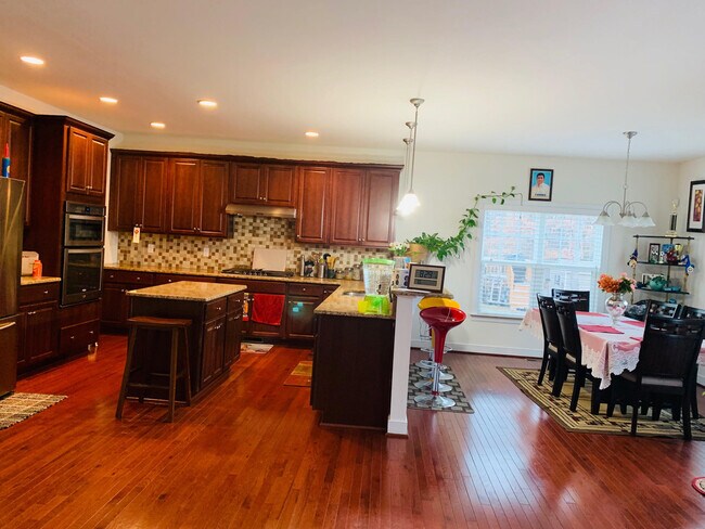 Photo - 5392 Kimbermere Ct