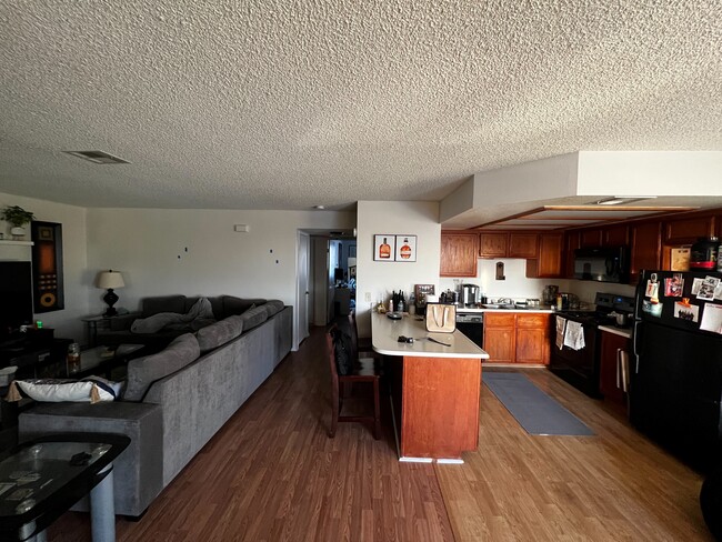 Photo - 1501 Cedar Rock Ln Unidad 202