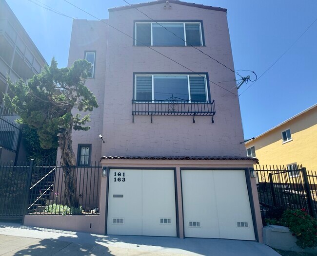 Building Photo - 161 Perry Pl Rental
