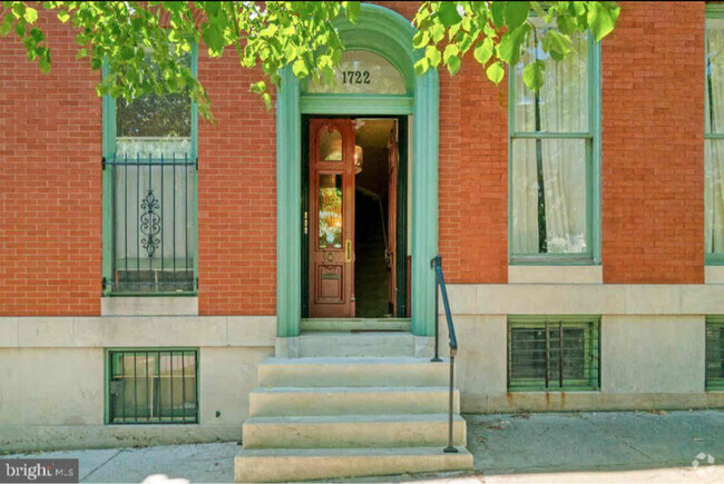 Building Photo - 1722 Bolton St Unit 3 Rental