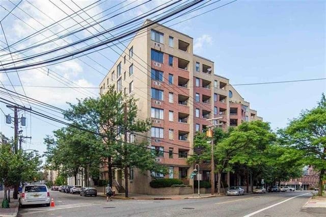Building Photo - 300 Newark St. Unit 8M